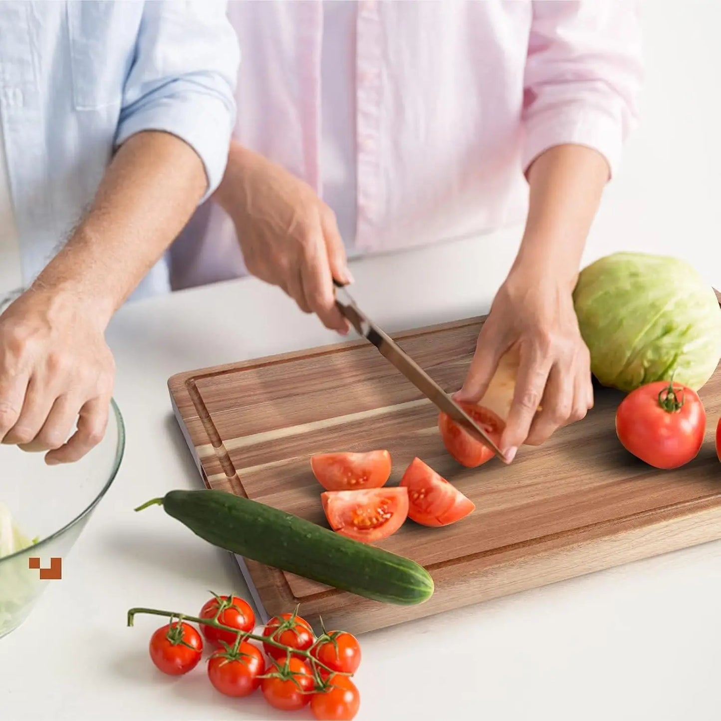 Acacia Wooden Cutting Board For Kitchen Thick Chopping Board With Side Handles & Water Grooves, Butcher Block Cutting Board