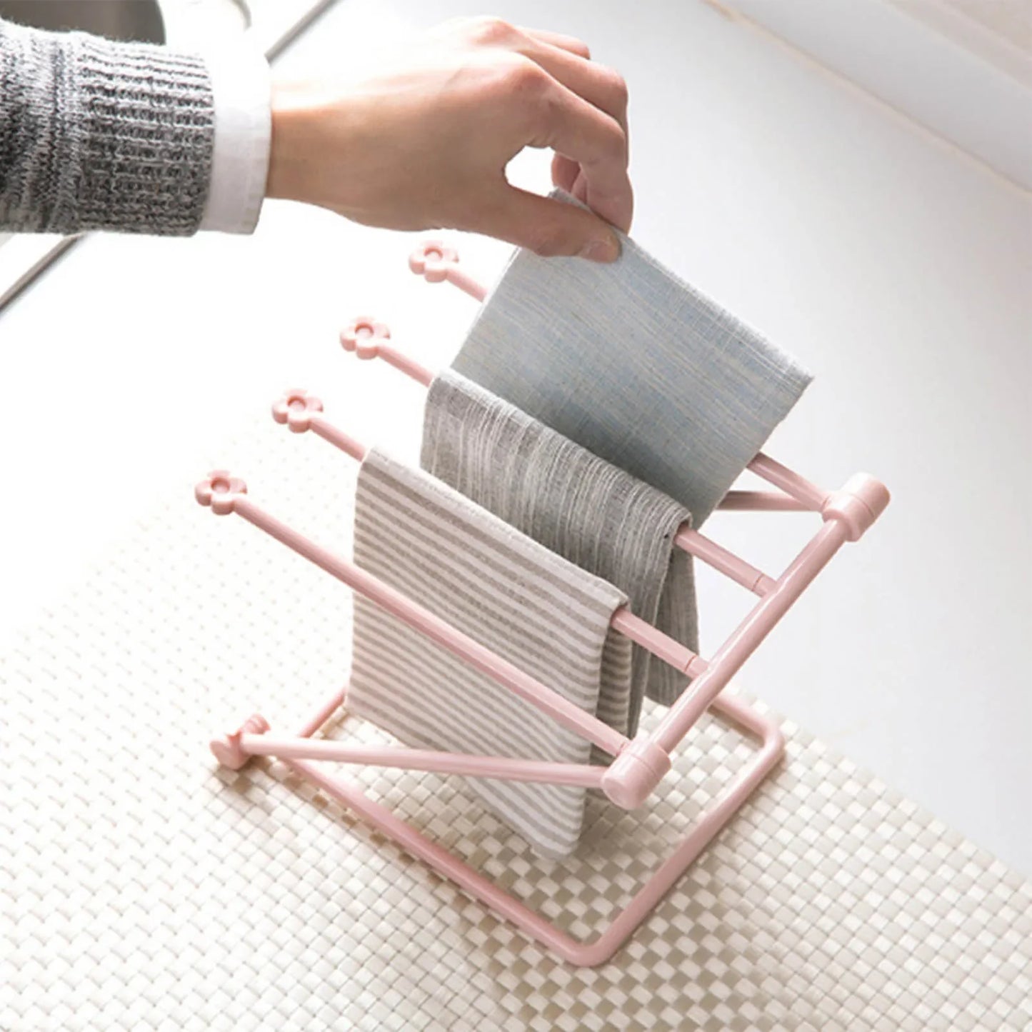 Countertop Dishcloth Drying Rack 4 Arms Folding Vertical Hand Towel Stand Dish Rag Storage Holder for Kitchen Washcloth Holder