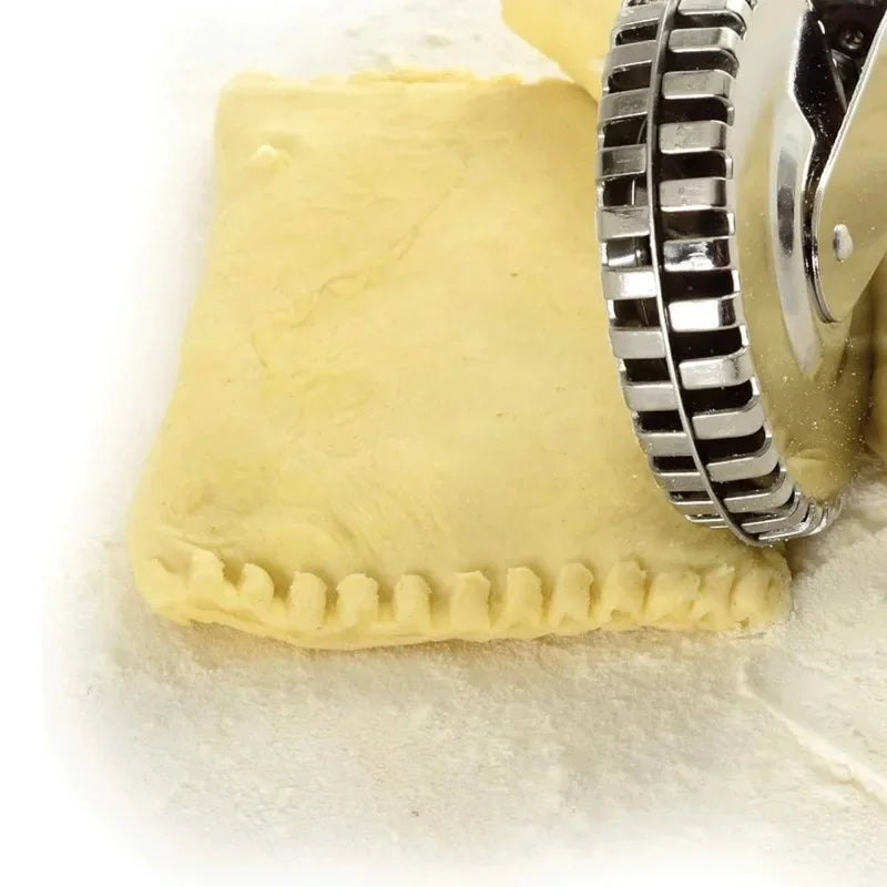 Stainless steel pastry roller edge sealing embossing knife, pie filling dumpling fancy double-sided rolling lace cutting knife