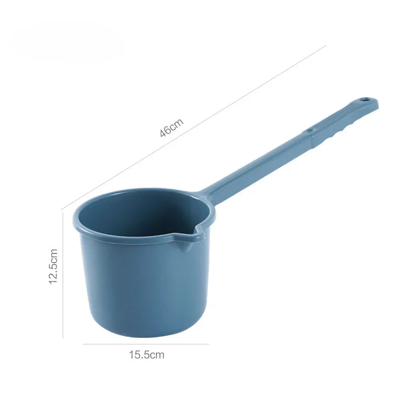 Long Handle Water Scoops Portable All-purpose Washing Ladle Baby Bath Dipper Spoons Large Capacity Thick Kitchen Water Spoon