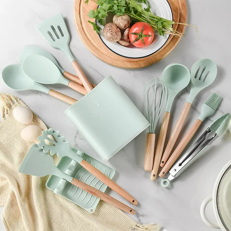 13Pcs Silicone Cooking Utensils Kitchenware Non-stick Cookware Spatula Egg Beaters Shovel Wooden Handle Kitchen Tool Accessories